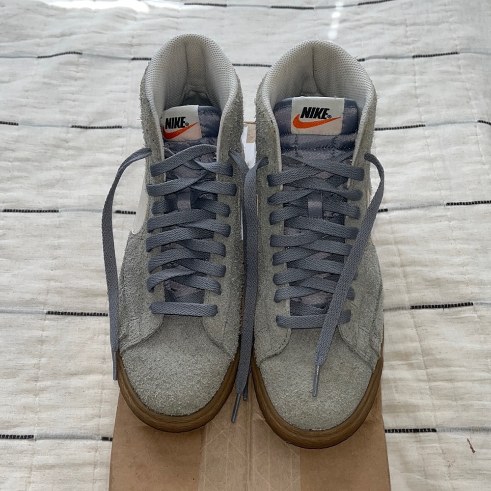 Nike high tops size 8.5